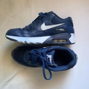Nike Airmax 90s (Size 6Y)